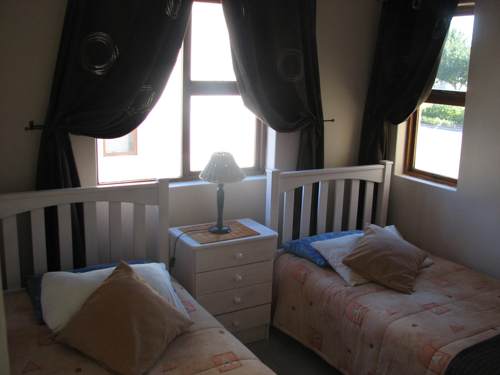 Serengeti Selfcatering flats Cape town, Bellville, South Africa